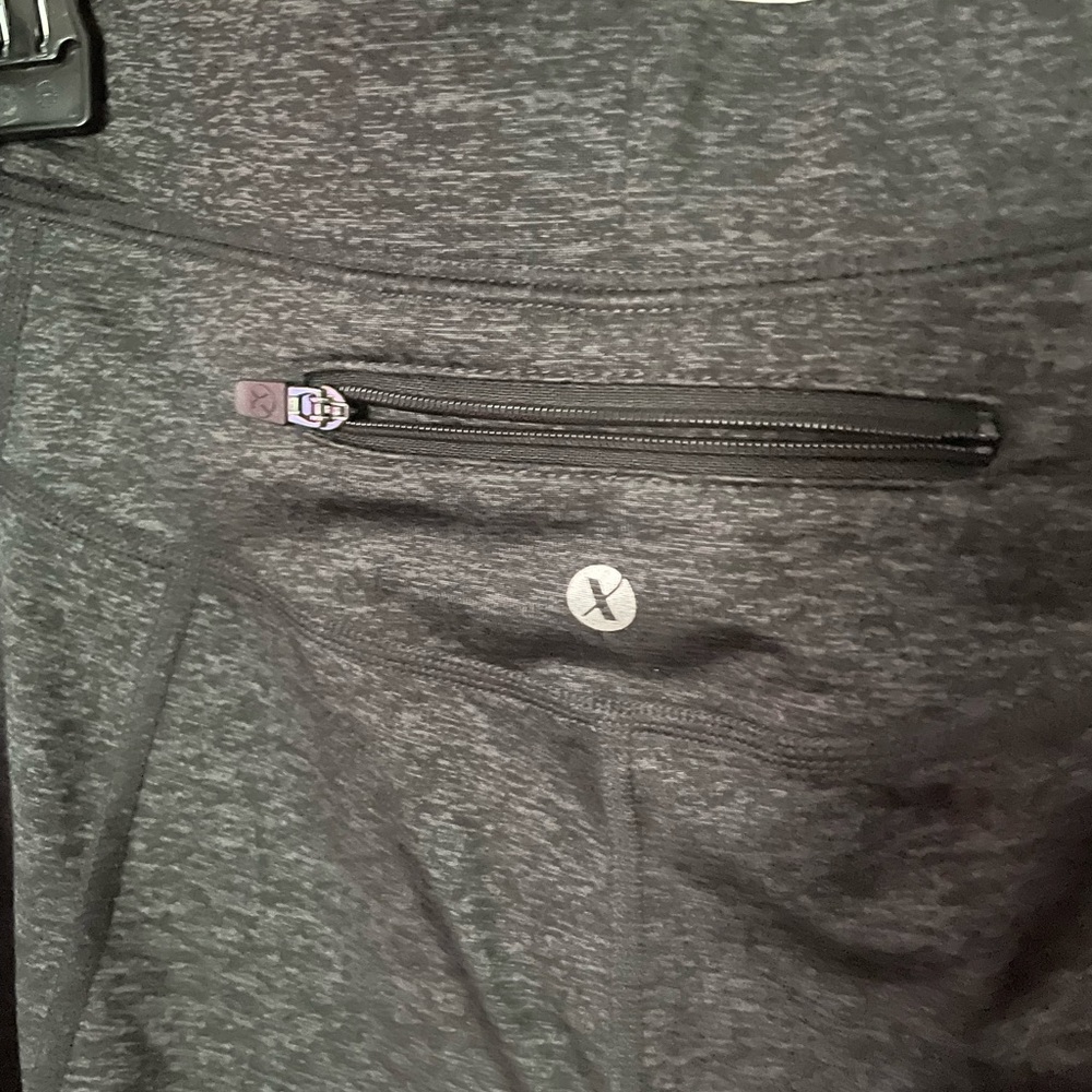 Xersion workout capris - Picture 4 of 4
